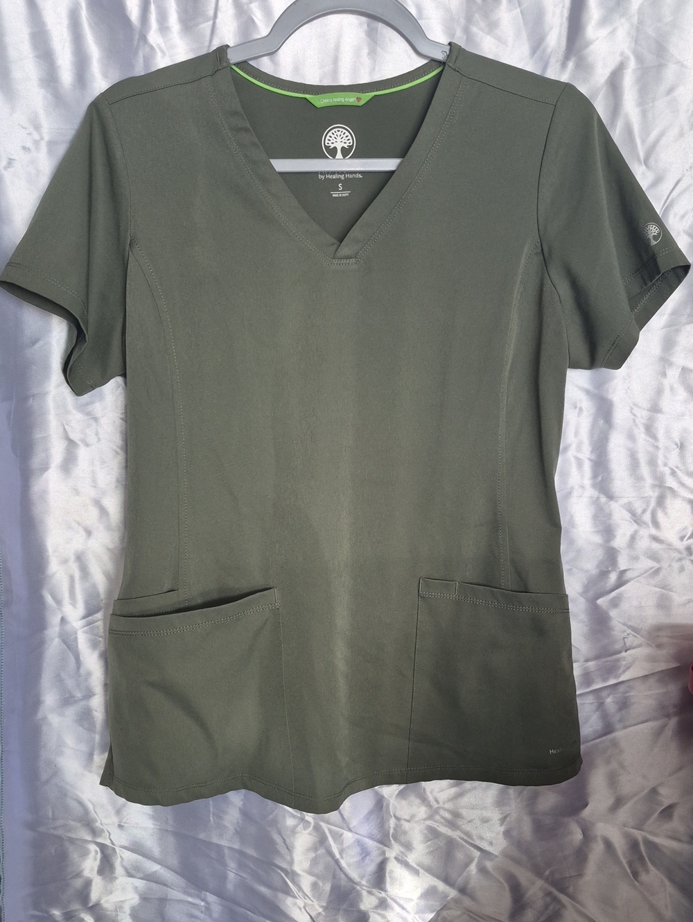 healing hands Olive V-Neck Medical Scrub Top with Front Pockets